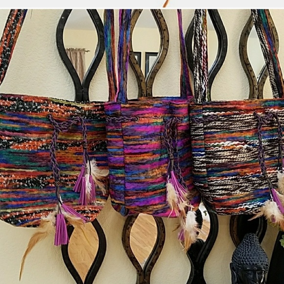 Beach Bum Carpet Bucket Bag - Picture 2 of 6